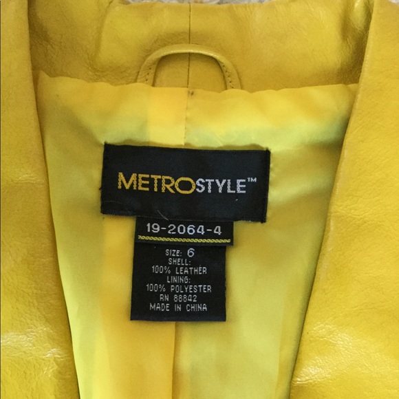 🎯SOLD🎯 Yellow Metrostyle Leather jacket 6 - Picture 4 of 6